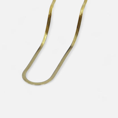 VelroisMode | Stainless Steel Snake Chain Necklace – Sleek, Durable, Effortlessly Stylish