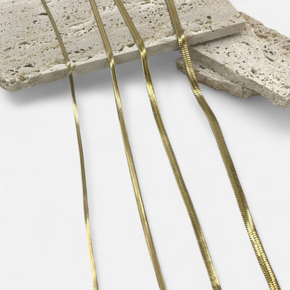 VelroisMode | Stainless Steel Snake Chain Necklace – Sleek, Durable, Effortlessly Stylish